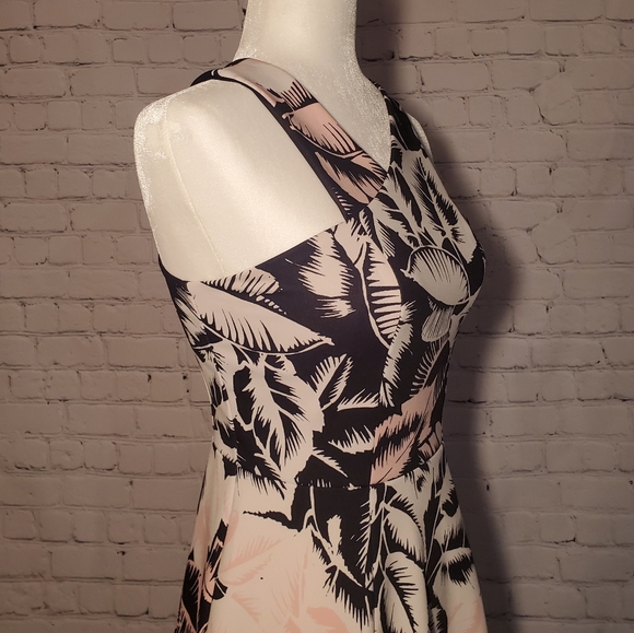 Cute floral pink EXPRESS A-line dress - Picture 5 of 16